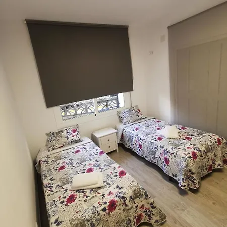 Apartamento Familiar A 100 Mts De La Playa La Pineda